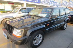 合肥包河區(qū)二手車選購指南 探訪寶匯車行，解讀二手吉普切諾基2700